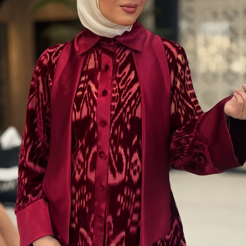 Velvet abaya mood